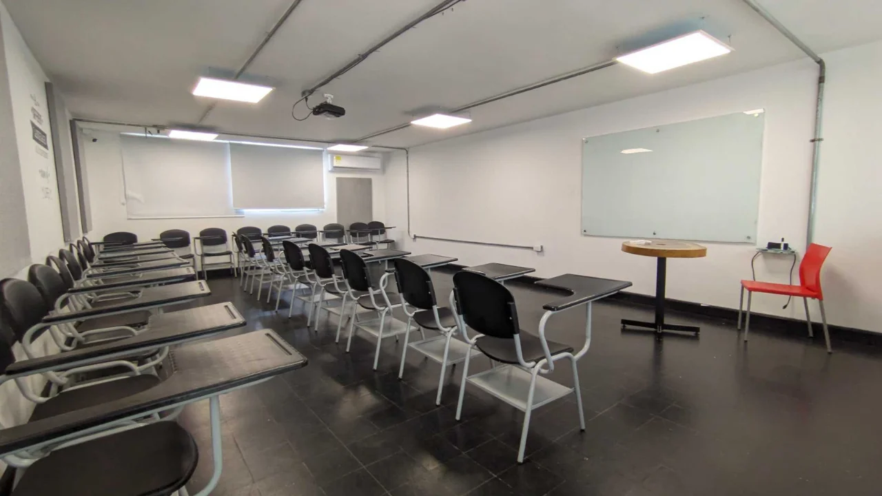 Espacios para charlas en Barranquilla: Sala de juntas Colabs